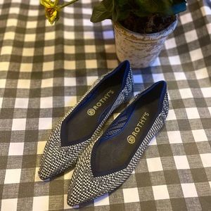 EUC Rothy's Navy Blue Houndstooth Washable Flats Points, Size 10.5